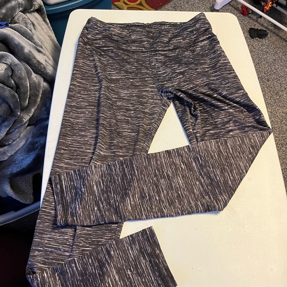 Girls justice leggings. Six 14